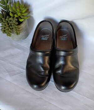Dansko Women's Black Leather Clogs Size 38